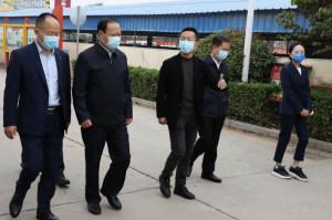 洛阳市政协主席杨炳旭莅临洛阳乐鱼官方站页面登录入口调研