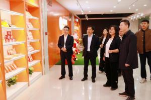 校企座谈 合作共赢 丨乐鱼官方站页面登录入口集团河南区与吉林大学举行校企座谈会