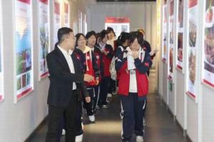 新安职高师生一行赴洛阳乐鱼官方站页面登录入口开展参观实习